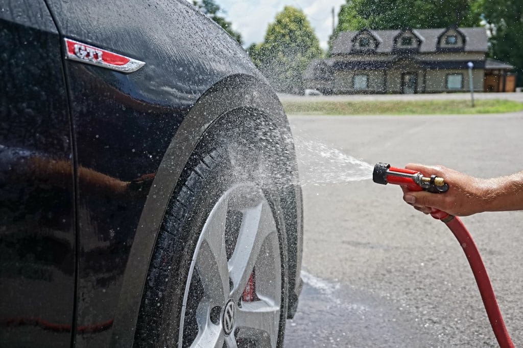 Discover our top tips on how to detail your car exterior!